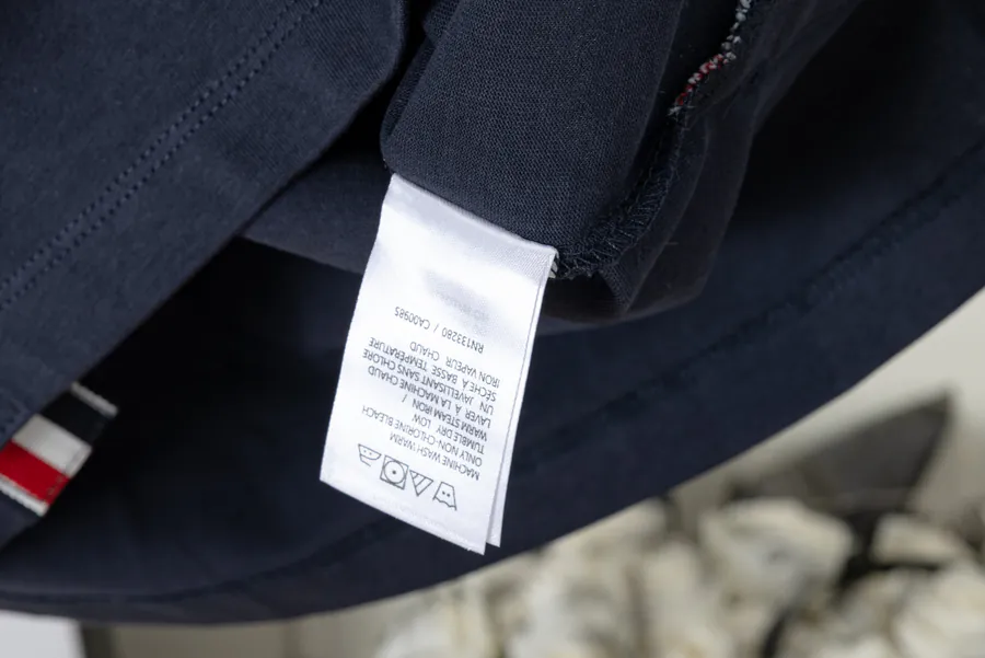 THOM BROWNE Premium Short Sleeve with Side Stripe
