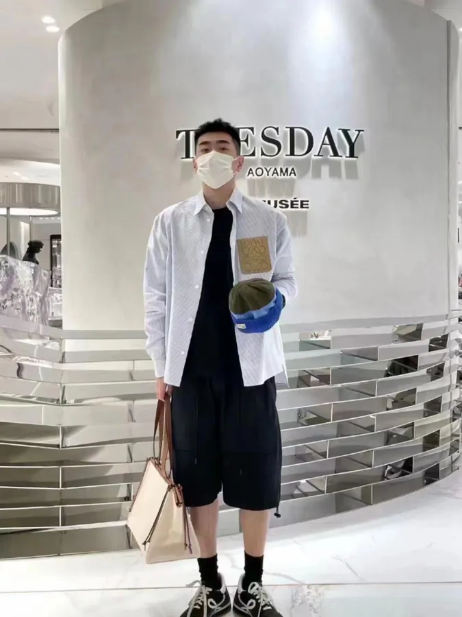 Louis Vuitton New Oversize Cotton Tee with Graphic Print