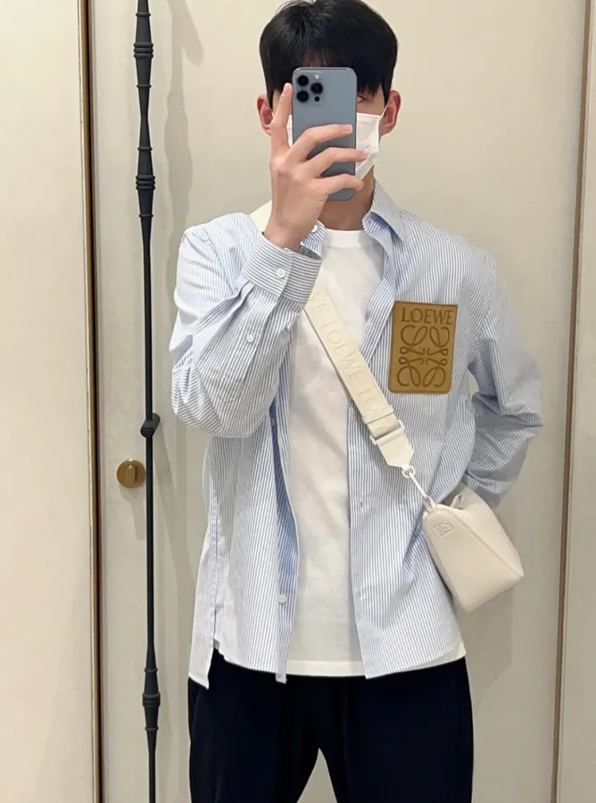 Louis Vuitton New Oversize Cotton Tee with Graphic Print