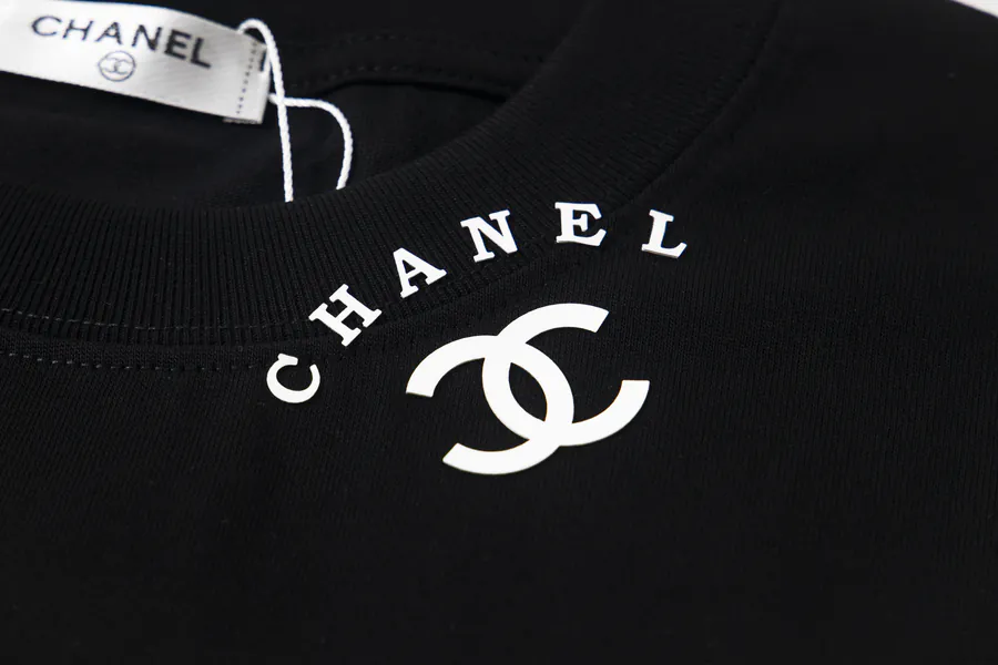 CHANEL Classic Logo Oversize Cotton T Shirt