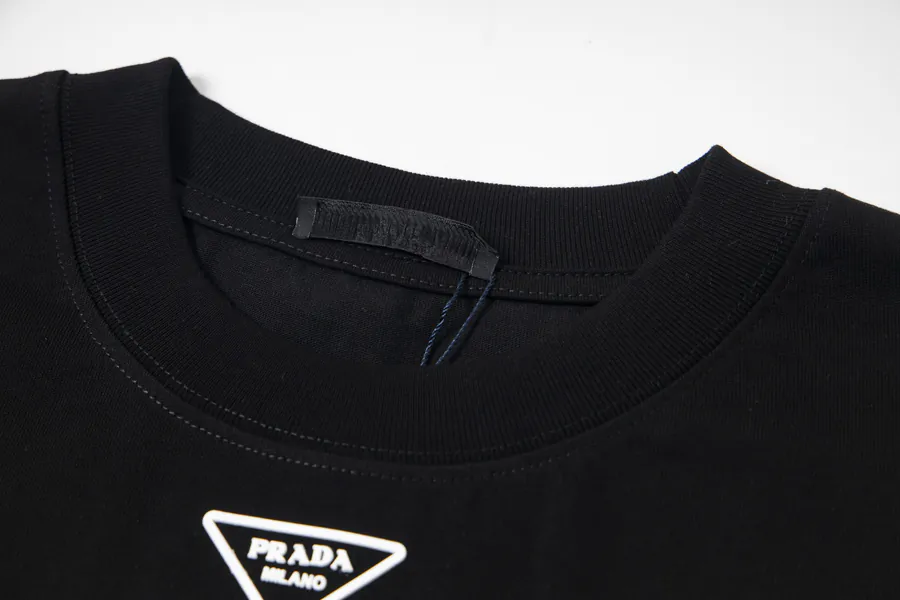 PRADA 25ss New Classic Triangle Logo Round Neck T Shirt