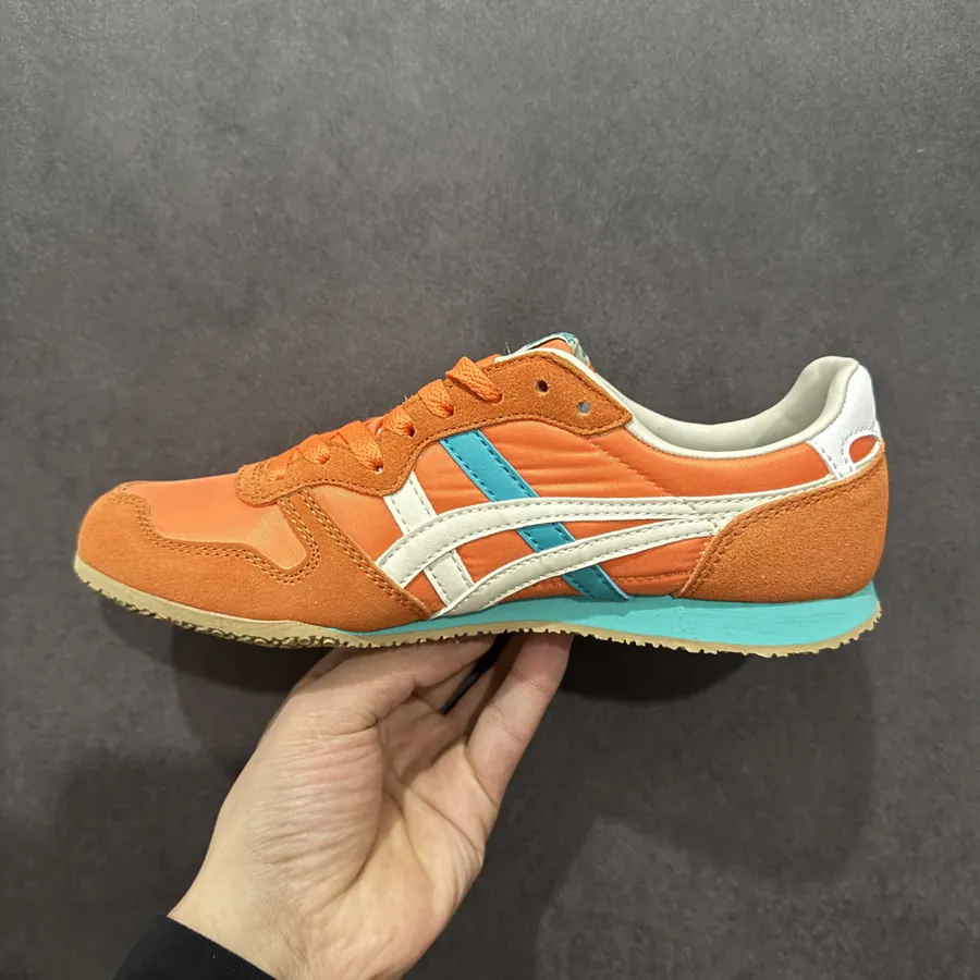 Onitsuka Tiger Serrano Series Sneaker