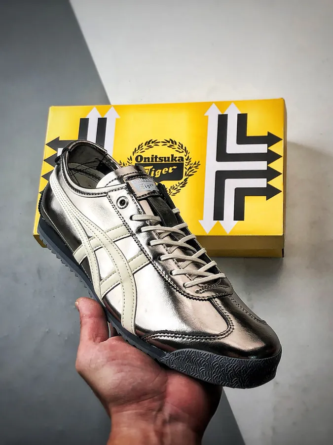 Asics Mexico 66 SD Black Mirror