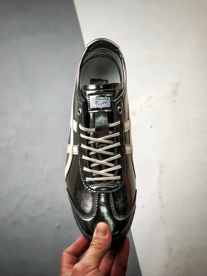 Asics Mexico 66 SD Black Mirror