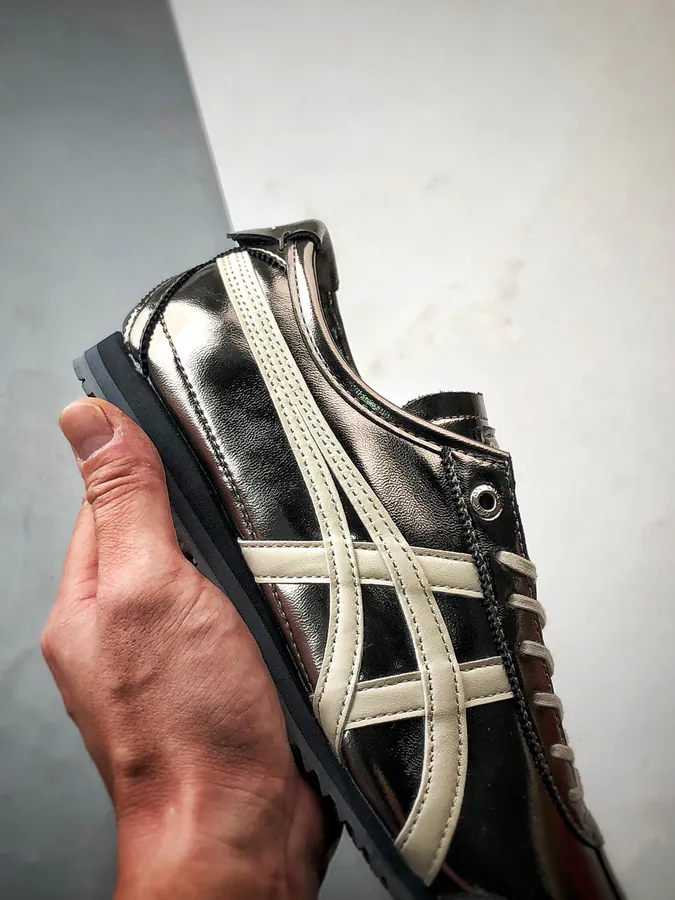 Asics Mexico 66 SD Black Mirror