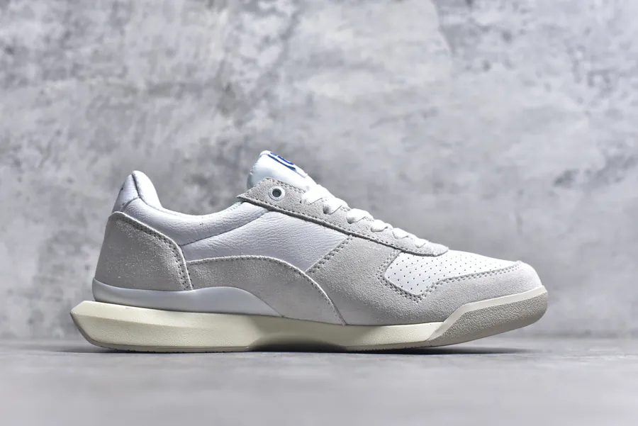 Asics Onitsuka Tiger Ultimate 81 EX Retro Style Leather Sneaker