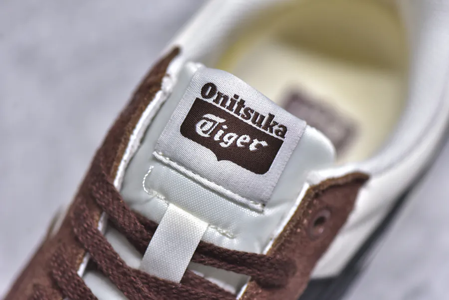 Asics Onitsuka Tiger Ultimate 81 EX Retro Style Leather Sneaker