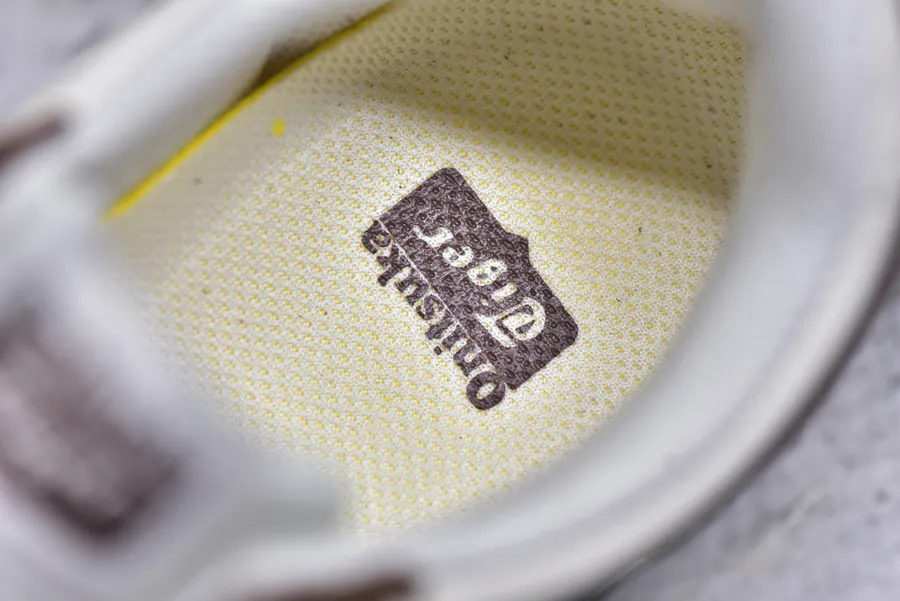 Asics Onitsuka Tiger Ultimate 81 EX Retro Style Leather Sneaker
