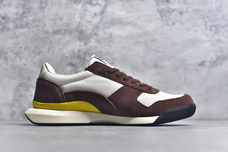Asics Onitsuka Tiger Ultimate 81 EX Retro Style Leather Sneaker