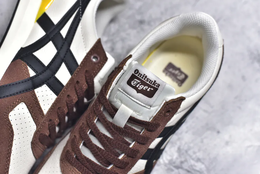 Asics Onitsuka Tiger Ultimate 81 EX Retro Style Leather Sneaker