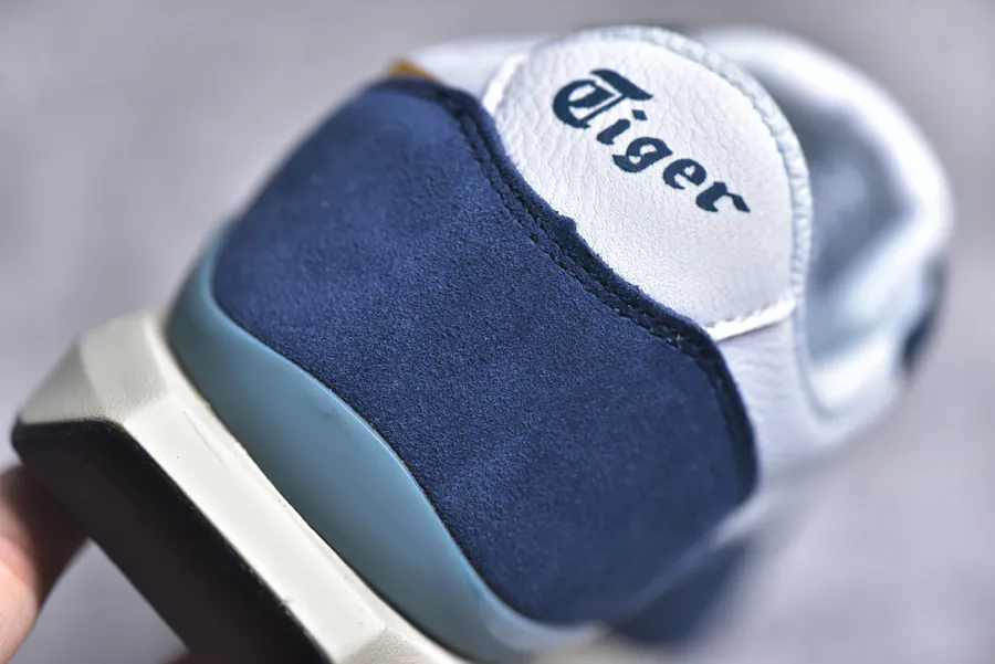 Asics Onitsuka Tiger Ultimate 81 EX Retro Style Leather Sneaker