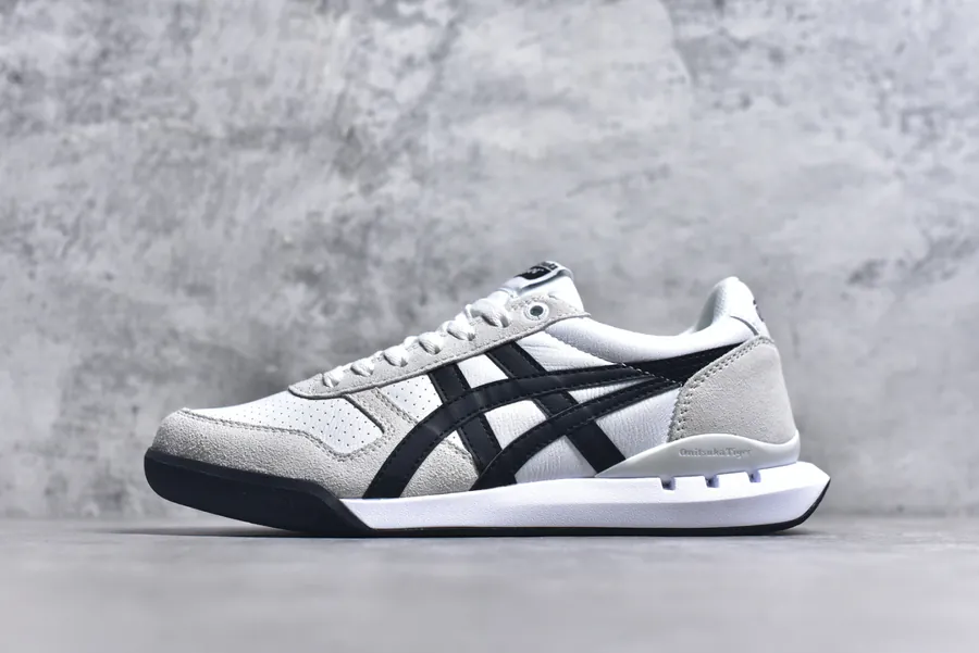 Asics Onitsuka Tiger Ultimate 81 EX Retro Style Leather Sneaker