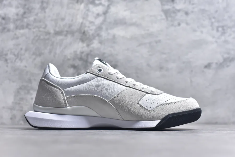 Asics Onitsuka Tiger Ultimate 81 EX Retro Style Leather Sneaker