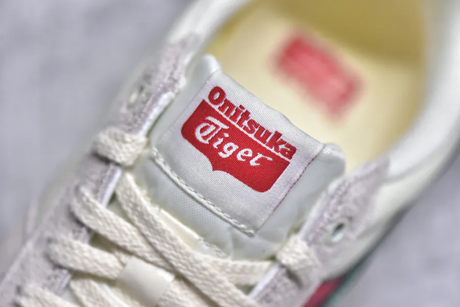 Asics Onitsuka Tiger Ultimate 81 EX Retro Style Leather Sneaker