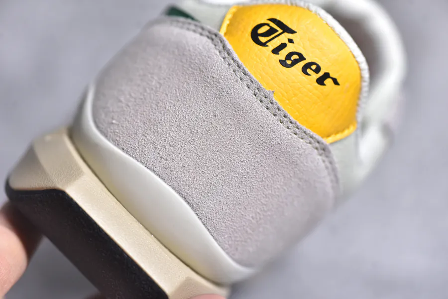 Asics Onitsuka Tiger Ultimate 81 EX Retro Style Leather Sneaker