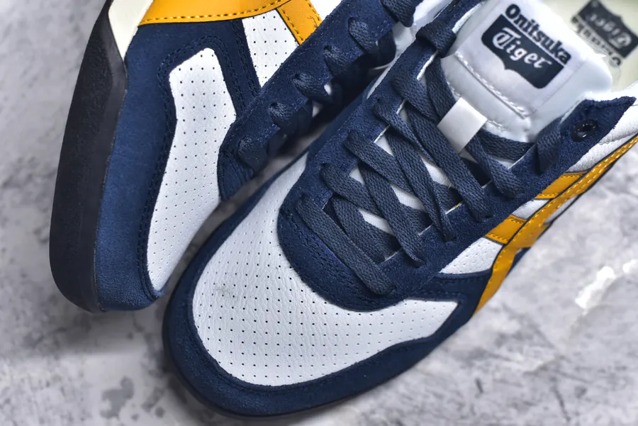 Asics Onitsuka Tiger Ultimate 81 EX Retro Style Leather Sneaker