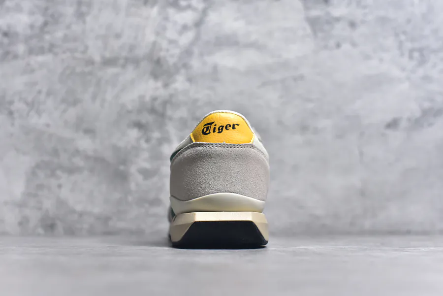 Asics Onitsuka Tiger Ultimate 81 EX Retro Style Leather Sneaker
