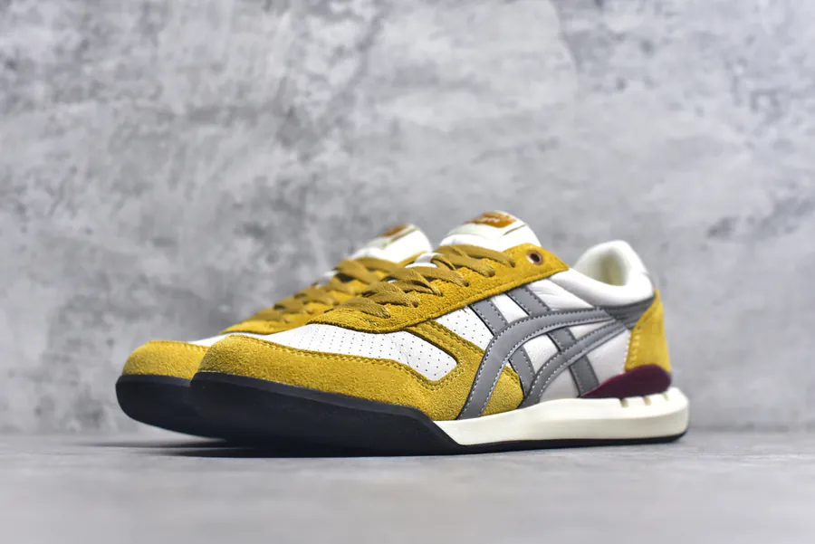 Asics Onitsuka Tiger Ultimate 81 EX Retro Style Leather Sneaker