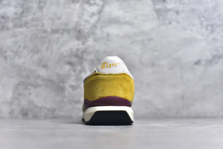 Asics Onitsuka Tiger Ultimate 81 EX Retro Style Leather Sneaker
