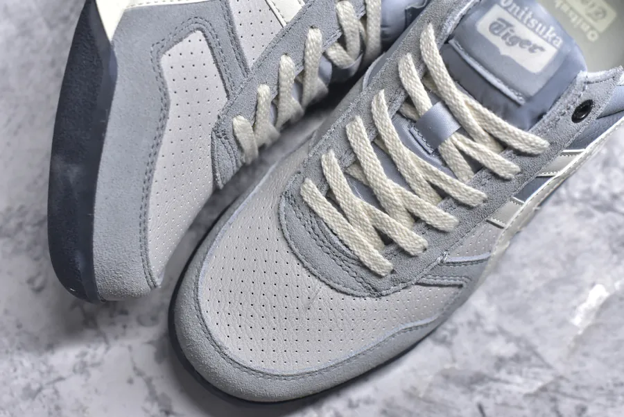 Asics Onitsuka Tiger Ultimate 81 EX Retro Style Leather Sneaker