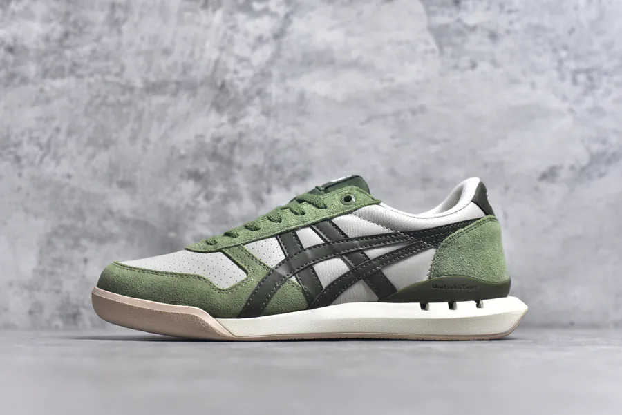 Asics Onitsuka Tiger Ultimate 81 EX Retro Style Leather Sneaker