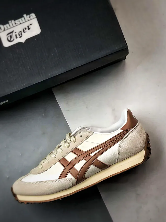 Onitsuka Tiger Edr 78 in Tan Brown