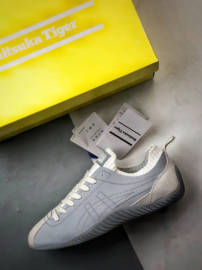 Onitsuka Tiger Sclaw Grey Sneaker