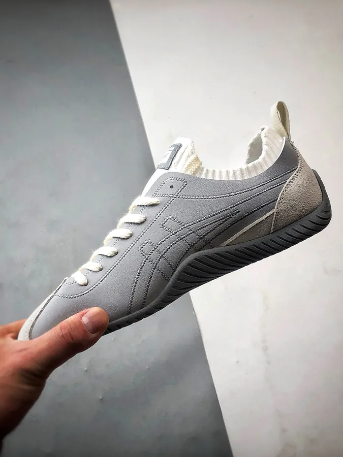 Onitsuka Tiger Sclaw Grey Sneaker