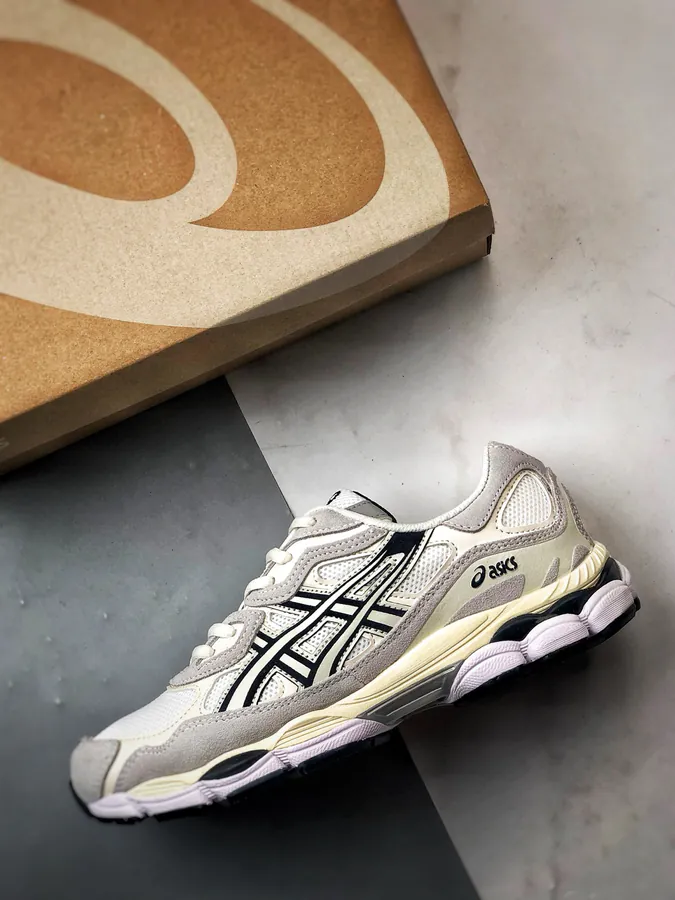 GEL C Retro Sneaker by ASI