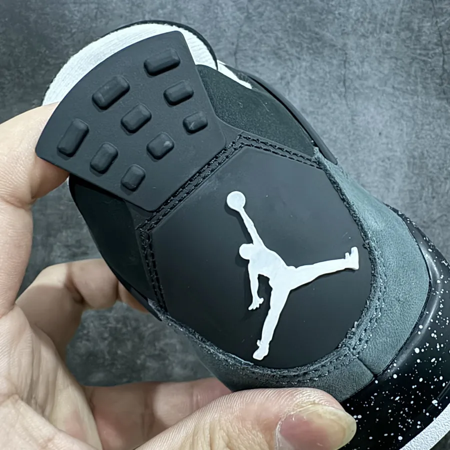 Air Jordan 4 Fear Set 2024 Version