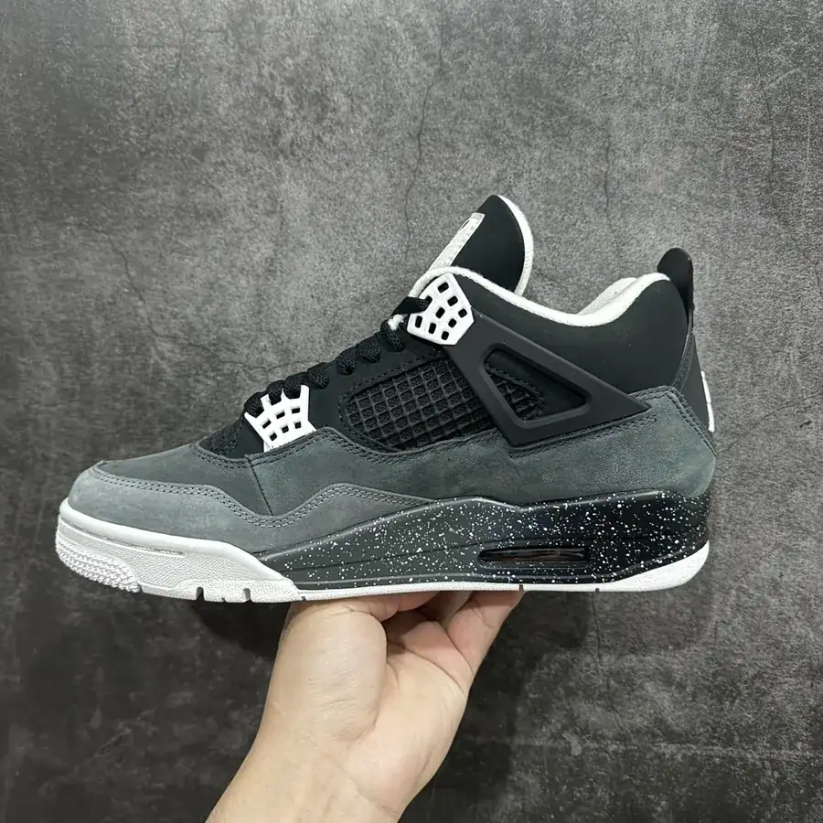 Air Jordan 4 Fear Set 2024 Version
