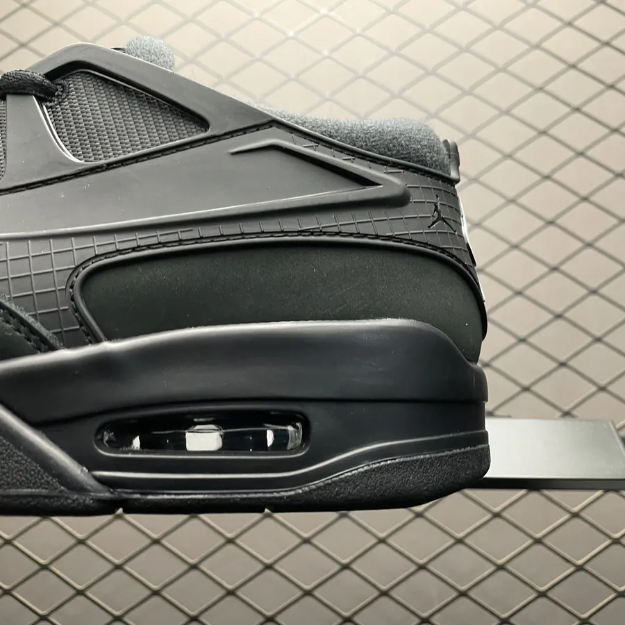 Air Jordan 4 RM Low Top Basketball Shoes