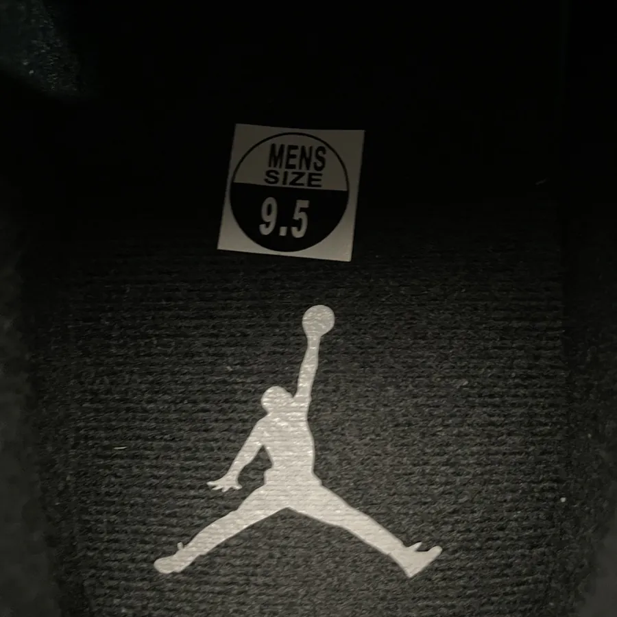 Air Jordan 4 RM Low Top Basketball Shoes