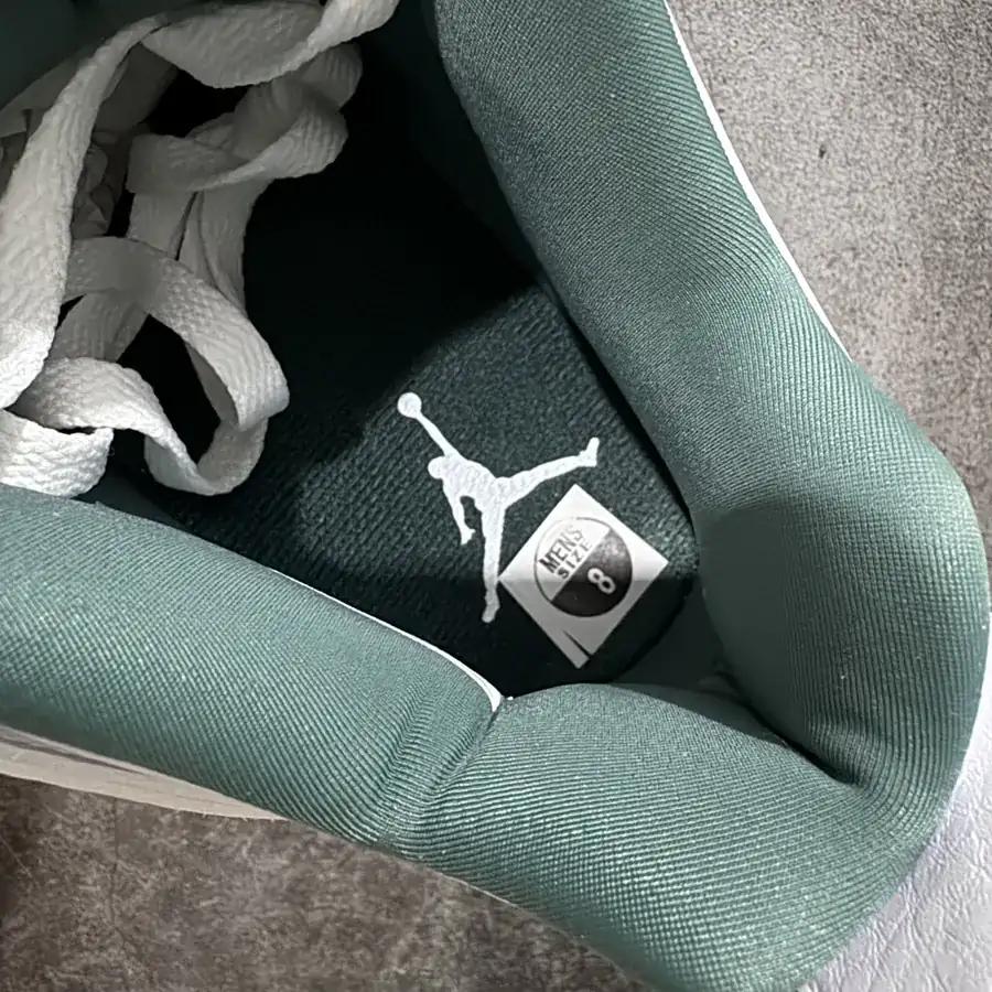 Shoe visual reference image