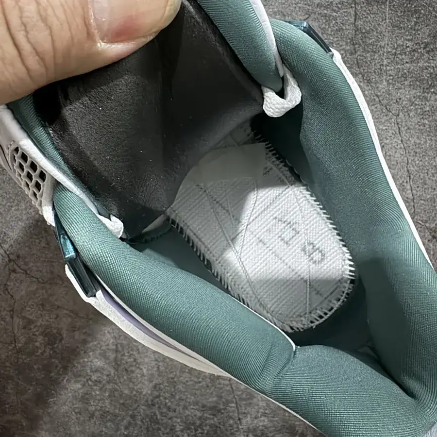 Shoe visual reference image