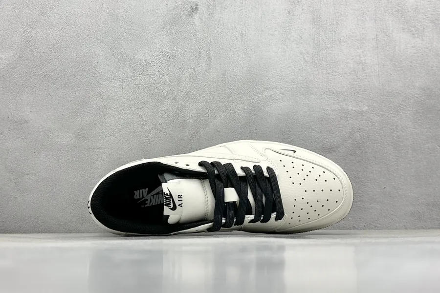 Fraent x Travis Scott x Air 1 Low Triple Collaboration Sneaker