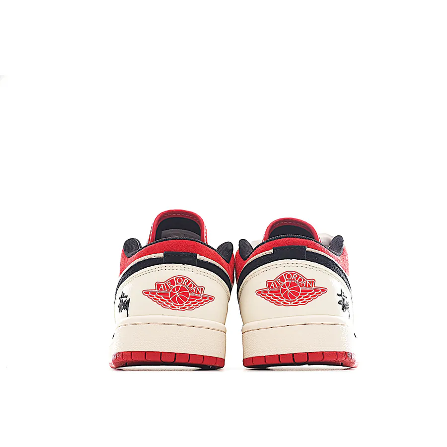 Travis Scott x Nike Air Jordan 1 Low OG Version