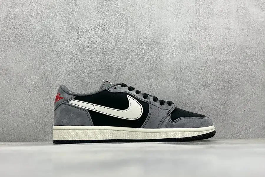 Travis Scott x Air 1 Low OG Version