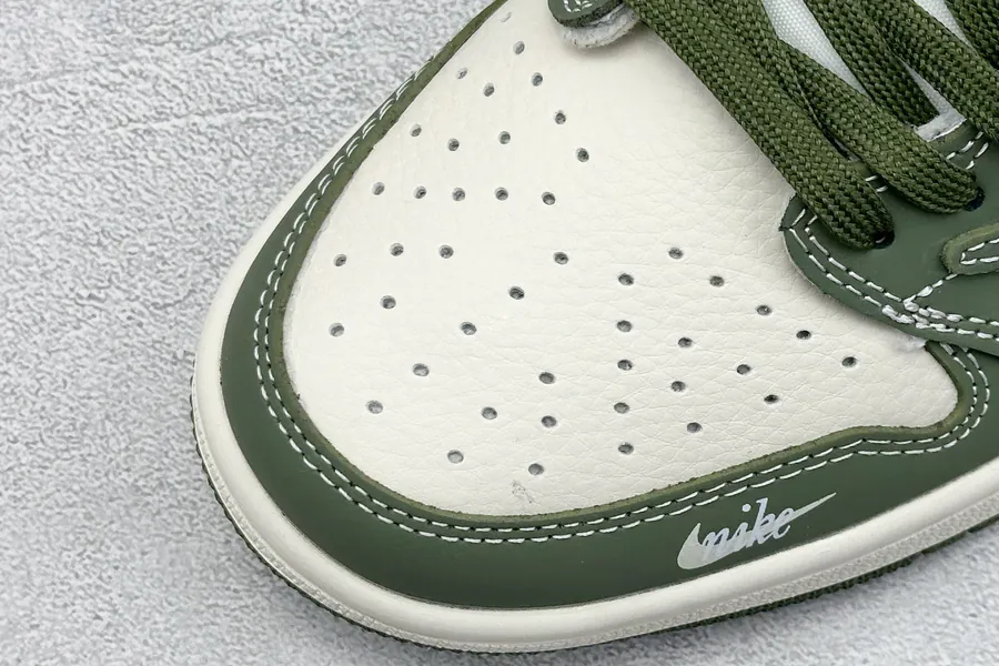 Travis Scott x Fraent Design x Air 1 Low OG SP 1 Low Top Cultural Sneaker