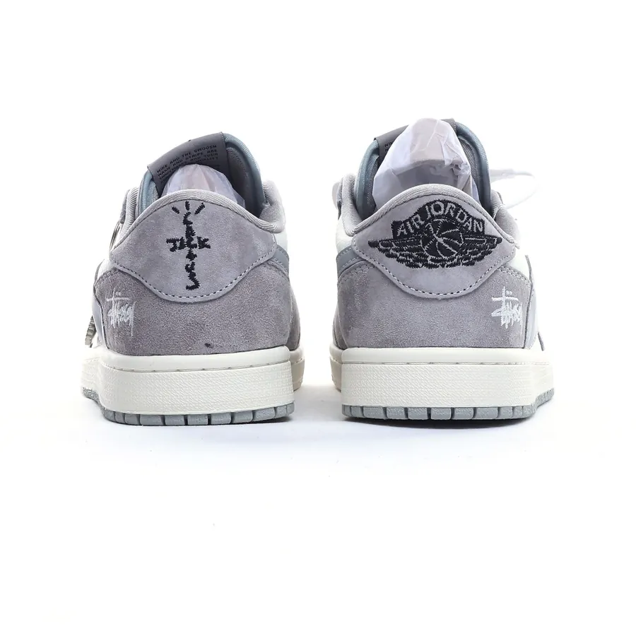 Travis Scott x Fraent Design x Air 1 Low OG SP Collaborative Sneaker