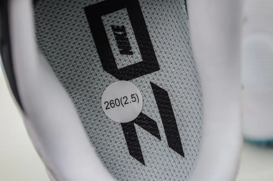 Nike Air Zoom Pegasus 38 Running Shoe