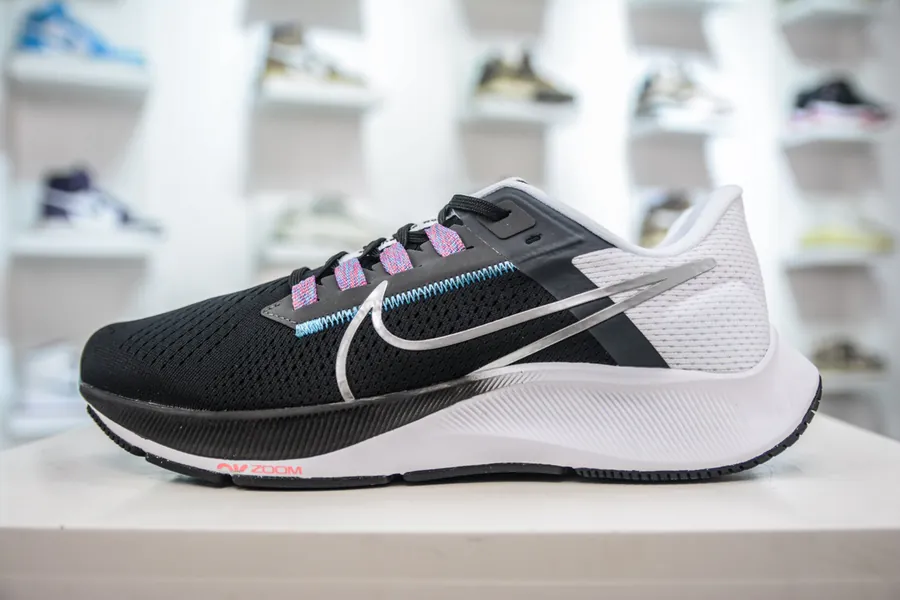 Nike Air Zoom Pegasus 38 Flywire Running Shoe