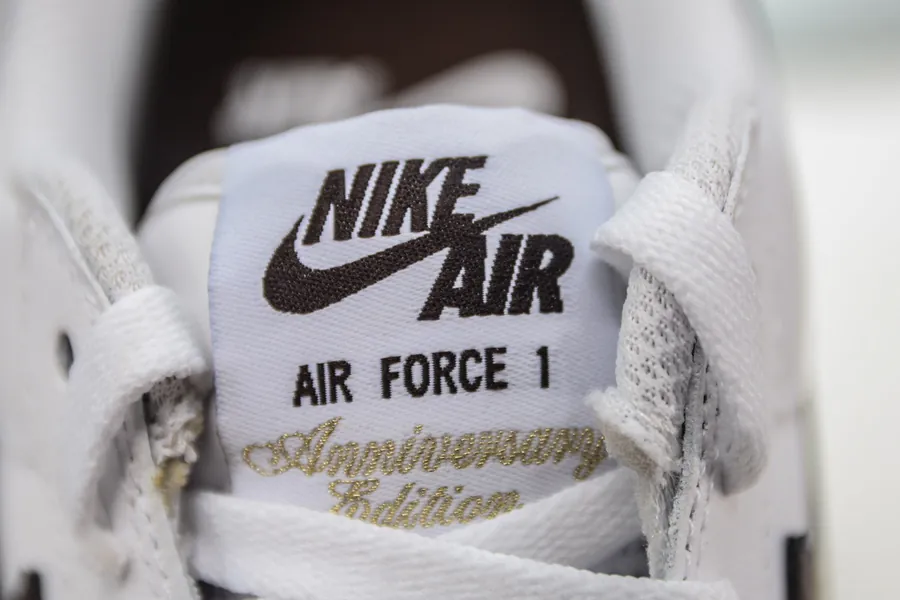 Nike Air Force 1 Low Sneaker in Grained Calfskin