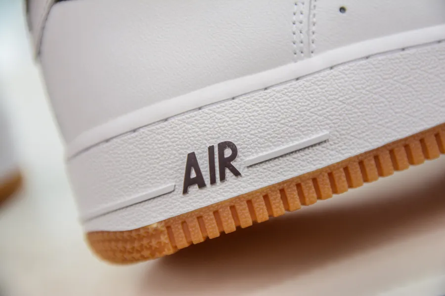 Nike Air Force 1 Low Sneaker in Grained Calfskin