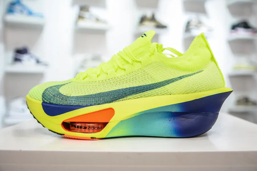 NK Zoom VaporFly Next 3% Running Shoes