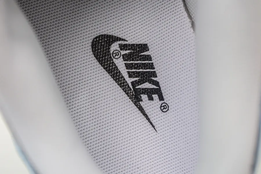 Nike Dunk Low Reverse Panda