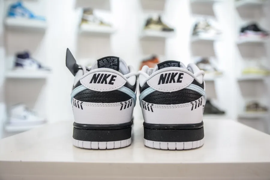 Nike Dunk Low Reverse Panda