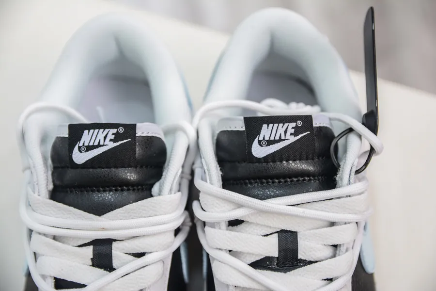 Nike Dunk Low Reverse Panda