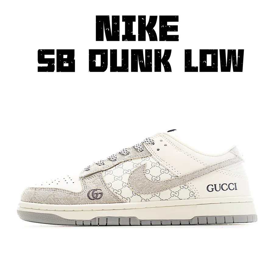 Nk SB Dunk Low x Gucci Collaboration Low Sneakers