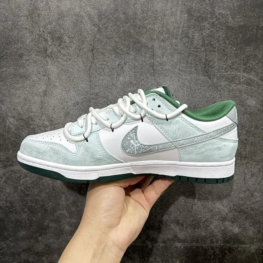 NK Dunk Low OG Version Cerulean Grained Calfskin